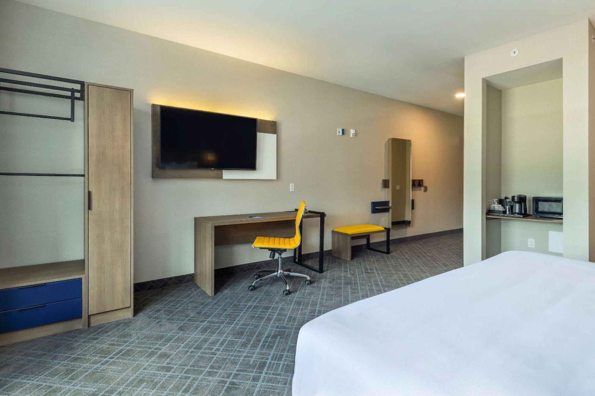 Comfort Inn & Suites Kingston Bagian luar foto