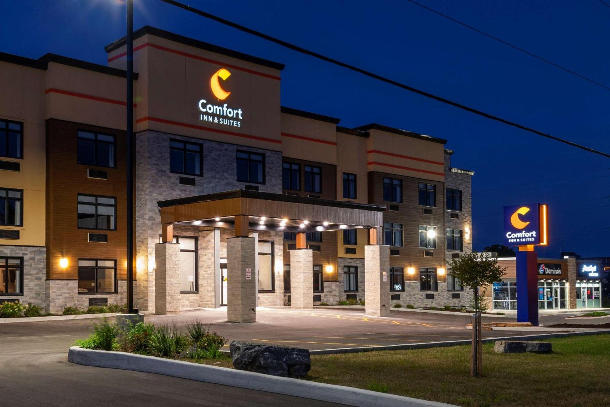 Comfort Inn & Suites Kingston Bagian luar foto
